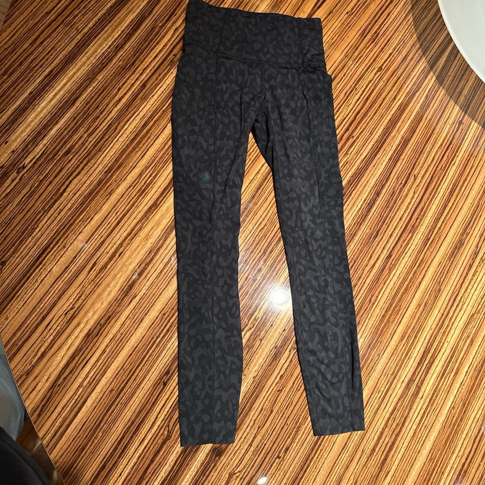 Lululemon Black Patterned Leggings
